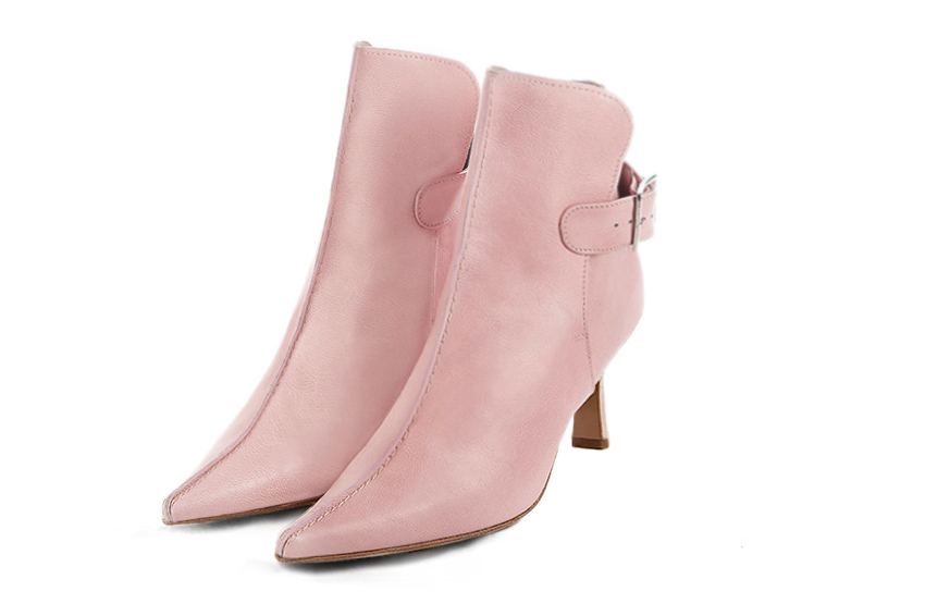 Light pink women's ankle boots with buckles at the back. Pointed toe. High spool heels. Front view - Florence KOOIJMAN
